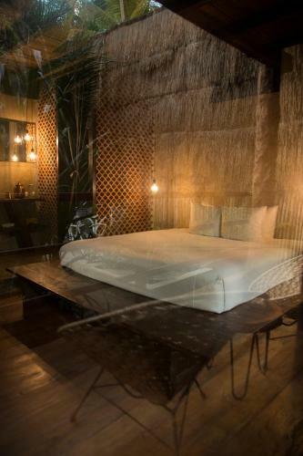 Hotel Amor Rooms