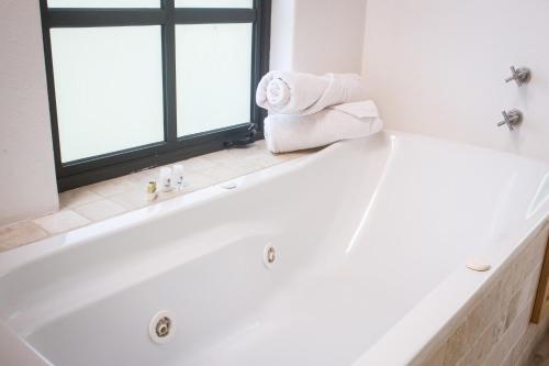 Apartamento Incre�ble Vista De Valle De Bravo 2br