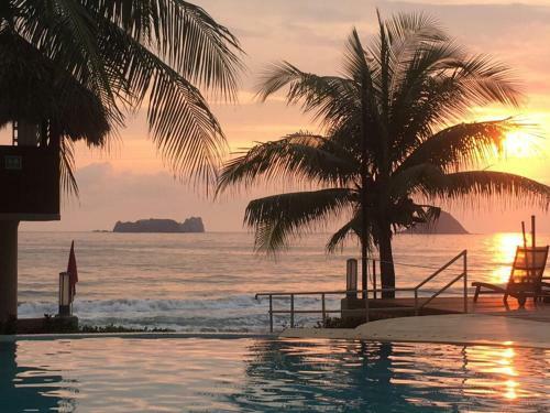 Grand Residencial Ixtapa Apartment