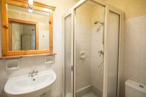 Villa Girardu Holiday Home