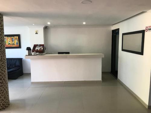Hotel Imperio Inn 74