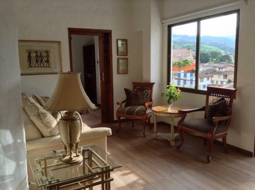 Hotel La Posada Del Zagu�n