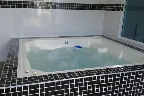 Exclusiva Casa Con Jacuzzi Flandes - Girardot