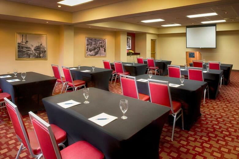 Hotel Four Points By Sheraton Memphis East