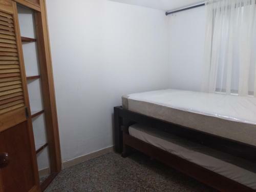 Apartamento, Ubicado A 5 Minutos Del Poblado