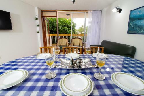 Apartamento Rodadero - Cerca Al Mar Smr296a