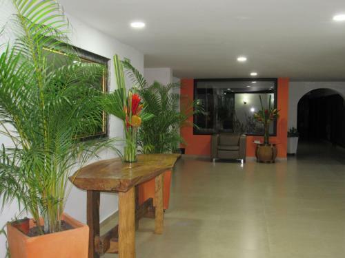 Hotel Yalconia