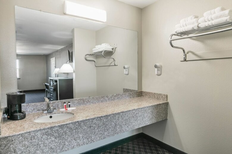 Hotel Super 8 Arlington/sw