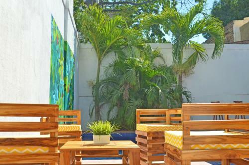 Bed & Breakfast Faro De Alejandr�a Hostel