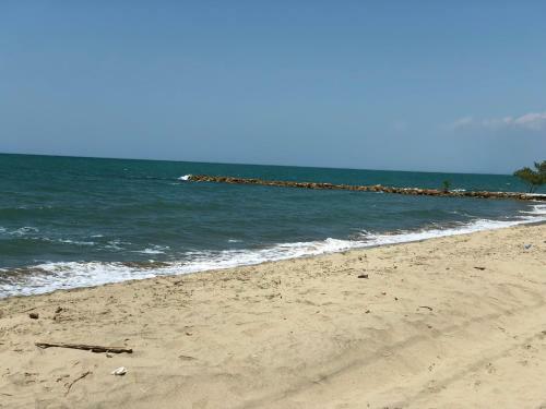 Caba�a Tol� Cove�as Playa