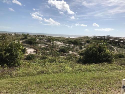 Apartamento First Floor Beachfront Condo #125270