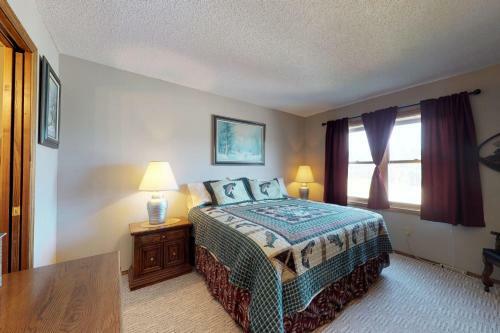 Apartamento Gold Creek Condo 202