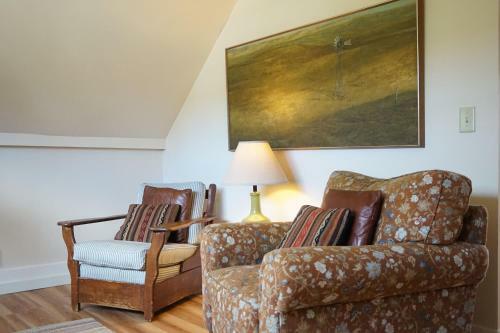 Downtown 1 Bdrm Loft In Arcata - Walk To Everything! Sauna & Bicycles