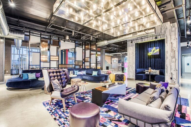 Hotel Aloft Dallas Arlington Entertainment District