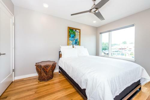 233 Short Coxe Townhouse Unit 8