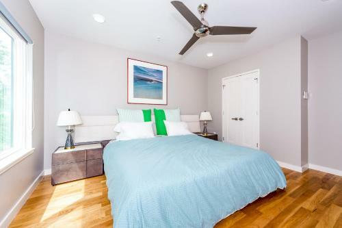 233 Short Coxe Townhouse Unit 8