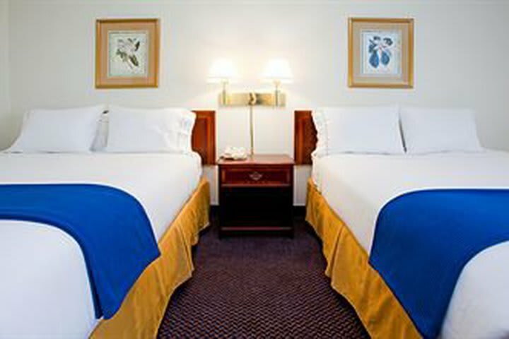 Hotel Holiday Inn Express Hillsborough (durham Area)