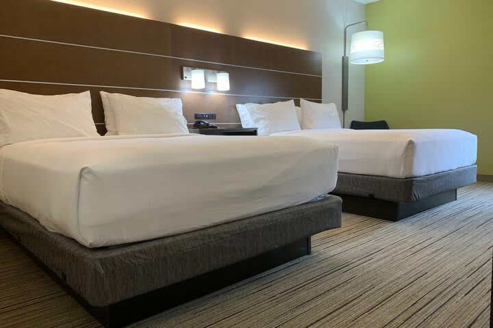 Hotel Holiday Inn Express Hillsborough (durham Area)