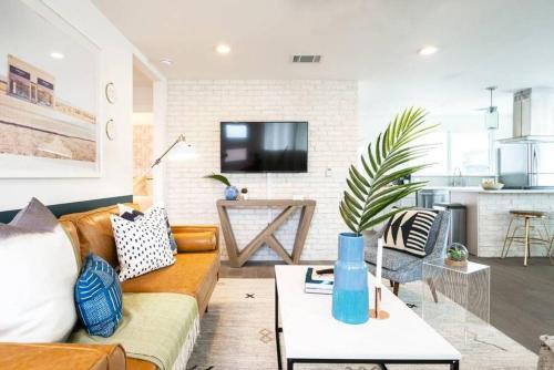 Chic 3br Austin Home By Domio
