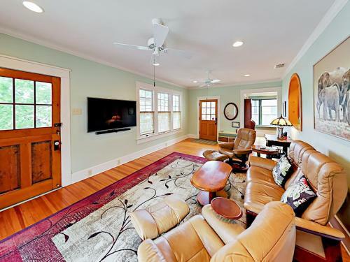 1212 Baylor Street Home