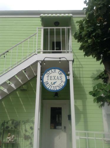 Bed & Breakfast Star Of Texas Inn Building Two