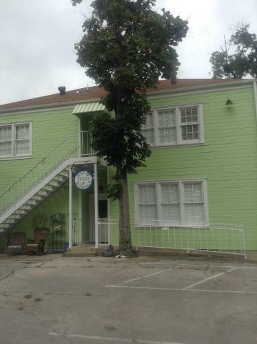 Bed & Breakfast Star Of Texas Inn Building Two