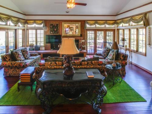 Wayne Creek Residence
