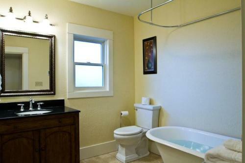 Albany-close To Old Mill-3br/2ba