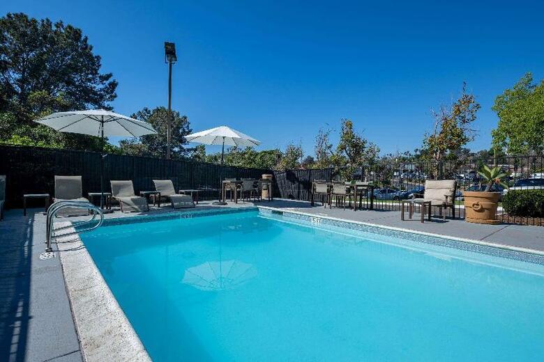 Hotel Days Inn Encinitas- Legoland Moonlight Beach