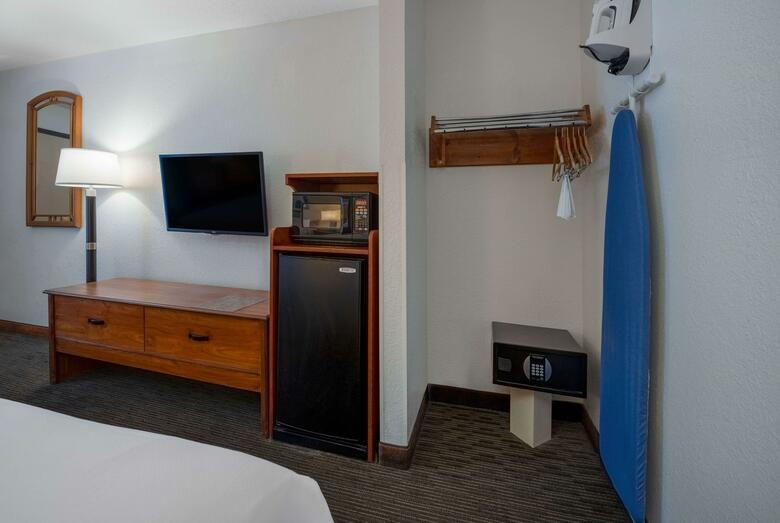 Hotel Days Inn Encinitas- Legoland Moonlight Beach