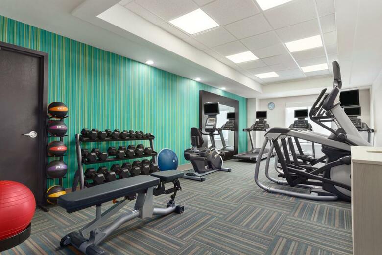 Holiday Inn Express Hotel & Suites Florence I-95 @ Hwy 327