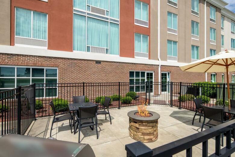 Holiday Inn Express Hotel & Suites Florence I-95 @ Hwy 327