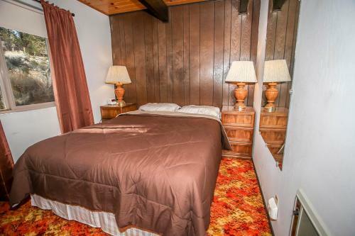 1632-meadow View Chalet Home