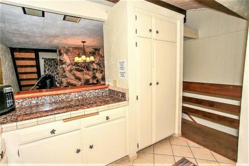 Apartamento 1764 - Gone Ski Inn Condo