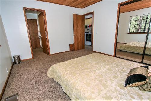 1758 - Slice Of Paradise Home