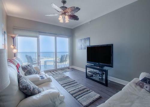 Sea Breeze 810 Deluxe - Two Bedroom Apartment