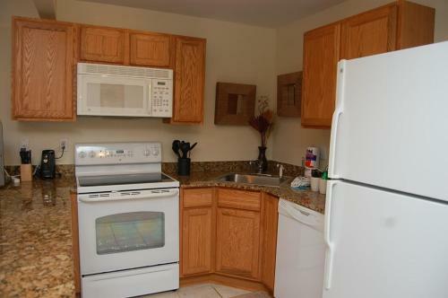 Oak Shores 160 - One Bedroom Apartment