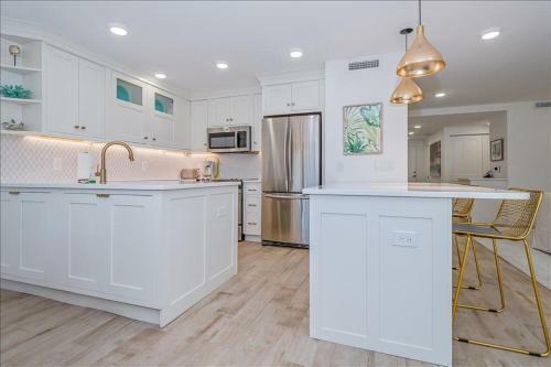 Sea Oats 143 Apartment