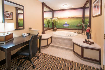 Holiday Inn Express Hotel & Suites Sharon-hermitage