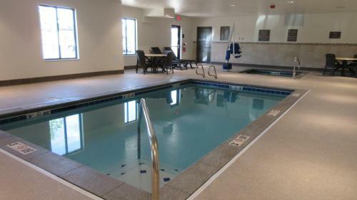 Hotel Comfort Inn & Suites