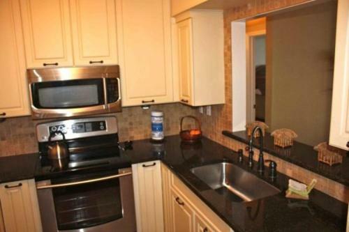 Apartamento Hickory Bay West - Two Bedroom Condominium 204