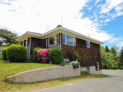 Seaside Bungalow