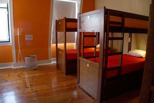 Hostal Lisb'on Hostel