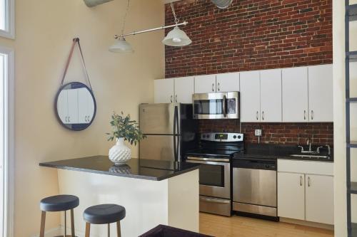 Apartamento Two-bedroom On Temple Place Apt 202