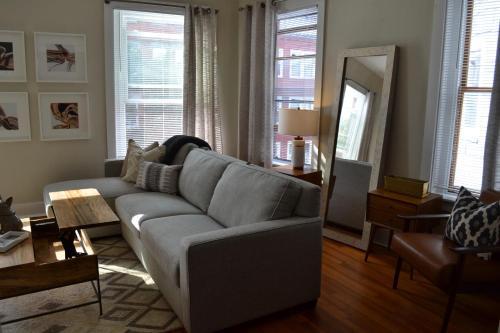 Apartamento Spacious Beautiful 2bd/1ba Sleeps 4-7 In Best Location (h3b)