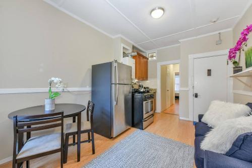 Apartamento Two-bedroom, One-bath Apt In Historic North End