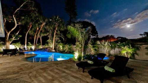 Tropical Oasis - Three Bedroom Home