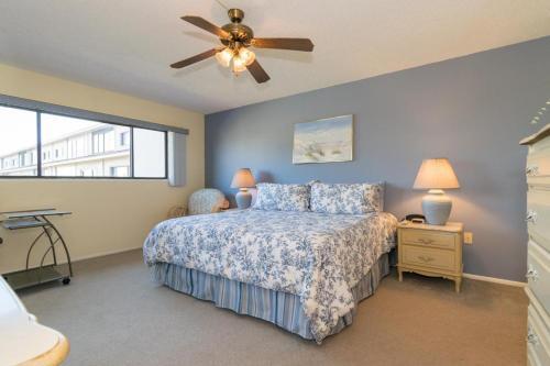 Waterway Two Bedroom Apartment, Unit 327