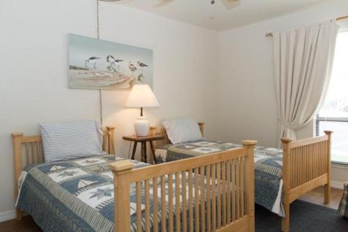 Runaway Bay Two Bedroom Apartment, Unit 147