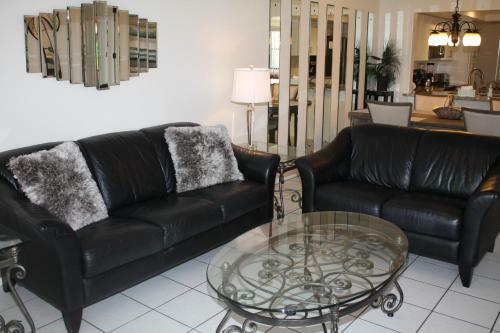 Absolute Anna Maria Two-bedroom Apartment